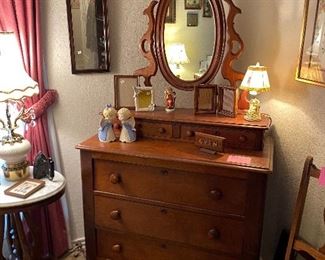 Antique Ogee chest