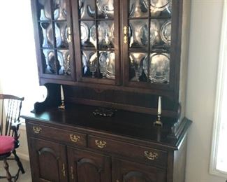 Beautiful Pennsylvania House Cabinet