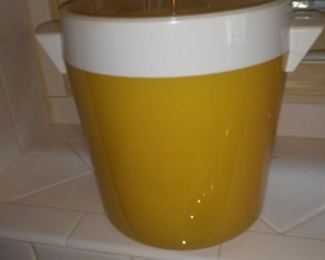  60's Plastic Ice Bucket