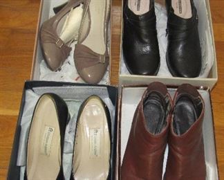 Lot 133 - Lot of Shoes boots Clarks etc, $25.00 size 7-7 1/2