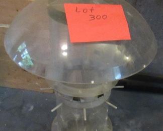 Lot 300 - Heat Lamp $30.00