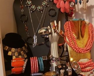 Jewelry, necklaces, bracelets