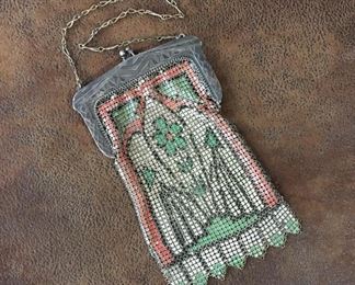 Antique Whiting & Davis enamel purse. Cool art deco design.  Signed tag on the inside.  4" w x 7 1/4" with a 11 1/2" chain "strap".  Great condition, clasp works well.   $98
