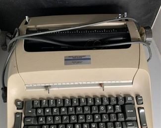 Vintage IBM A-1 Selectric Typewriter