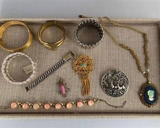 Lot of Mostly Vintage Jewelry A Couple Missing Stones Florenza W. Germany Monet