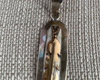 Sterling Silver Pendant 17.43g