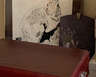 Large variety of bunny collectibles. 