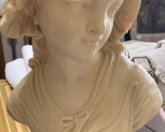 Grinam Niam French resin bust. Minor damage on hat. 