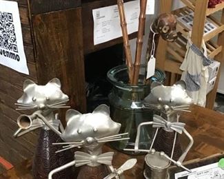 Vintage Cat band, Antique shoe horns 