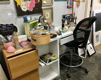 Desk, rolling desk chair, 2drawer wood filing cabinet 