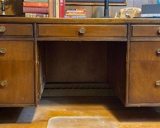 Vintage Unagusta office desk