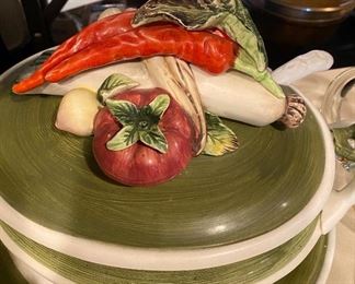 Vintage Garden Harvest soup tureen