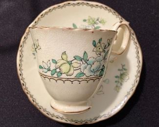 Alternate view of cup & saucer
