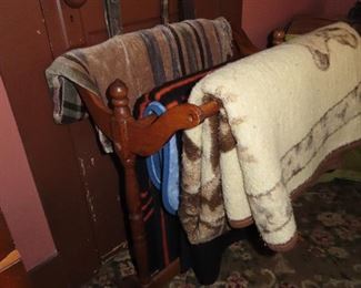 Quilt Rack - Blankets