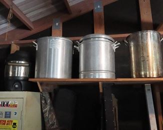 Large Boil Pots