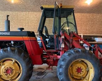 Versatile Tractor 256