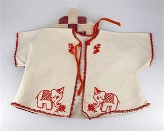 Lot 841
Antique Textile Lot