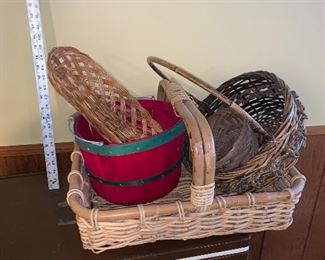 All Baskets Shown $10.00 (pick up only)