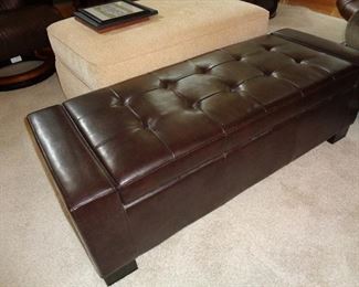 bench w/storage & ottoman