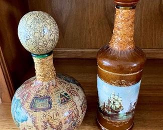 Liquor decanter bottles