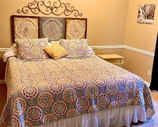 Queen size Select Comfort adjustable bed