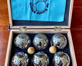 NEW Williams Sonoma Bocce ball