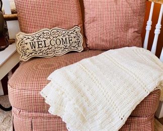 ottoman with matching pillows 