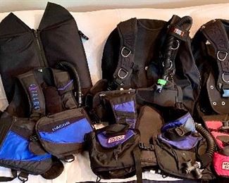 Scuba gear scuba diving gear BCDs, mask, fins, snorkel, scuba dive bags, regulators, scuba boots, dive knives
