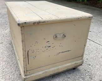 Chippy painted vintage storage trunk. On caster wheels. Great piece for the vintage look and solid. 18" tall x 31" long x 18" deep. $65