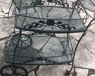  Outdoor Round Metal Iron Bar Cart