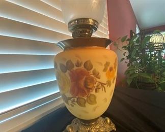 018 Vintage Oil Lamp 