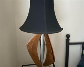 049 Metal Artisan Lamp 