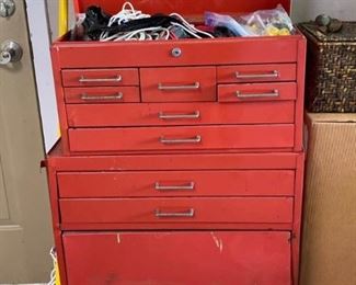 099 Two Piece Tool Chest 