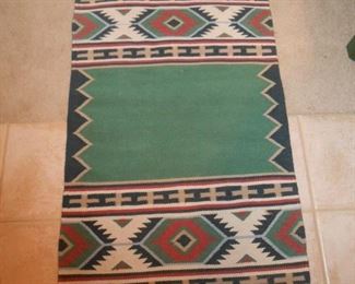 4' X 2.5' geometric rug