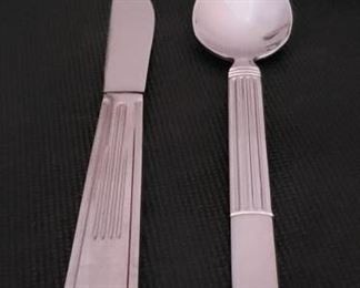 https://ctbids.com/#!/description/share/422480 24 Count "Athena" by Oneida (12 spoons, 12 table knives). Architectural. Distinctive. A smooth, clean handle tip is a foundation for the stately Greek-style columns that rise up to distinguish this handsome design. Standard for both durability and value, the Athena pattern can be found on numerous tabletops across the country. 18% Chrome Stainless Steel. Quality finish. Outstanding durability.