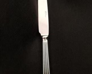 https://ctbids.com/#!/description/share/422416 9 Count "Sant' Andrea" Steak Knives. Possible pattern is Viotti. Prestigious heritage. Distinctive shapes. Exceptional craftsmanship. This elite European brand, established in 1990, unites modern themes with timeless classic design. Gracing prestigious tabletops all over the world, Sant’Andrea is worthy of the most respected culinary establishments. Sant’Andrea offers exceptional product collections across flatware,dinnerware, holloware and banquetware.