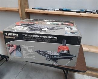 Husky 7" Wet Tile/ Stone Saw with Laser and Stand