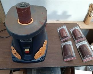Oscillating Spindle Sander with Sanding Sleeves