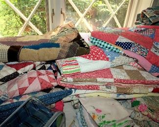 Vintage quilt tops and quilts