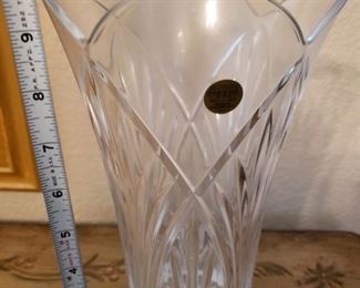 Lot 46 Large Crystal Vase $10