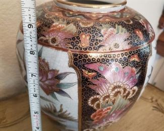 Lot 79 Satsuma Vase $40
