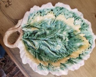 Lot 96 Etruscan Majolica Platter- Small scuff on glazing $50