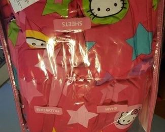 Lot 106 Hello Kitty New Twin Bed Set $30