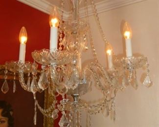 chandelier perfect condition