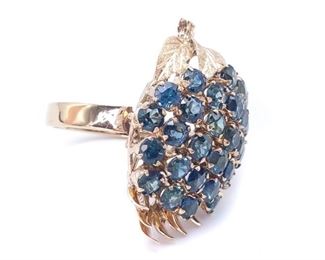 Ladies Sapphire Cluster Estate Ring in 14k Yellow Gold