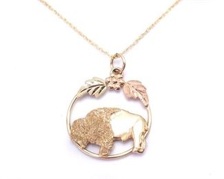 Buffalo Black Hills Gold Estate Necklace