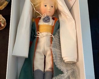 The little prince 
R.john Wright dolls 
Centary edition 
1000