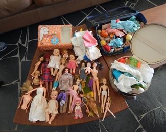 #68 - $40 - Doll Collection with lots of clothes