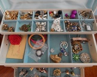 #78 - $75 - Jewelry box filled with costume jewelry