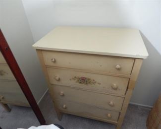 #118 - $10 - Vintage (4) Drawer Dresser - 30" wide, 18" deep, and 41" Tall